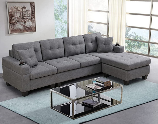 Understated Grace 4 seater sectional Simple Elegance sofa couch dans Sofas et futons  à Région des lacs Kawartha - Image 2