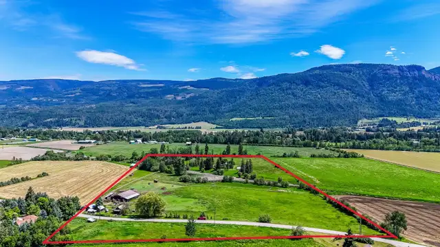93 Old Sicamous Rd, Grindrod, NS - 20 acres628647512188171220