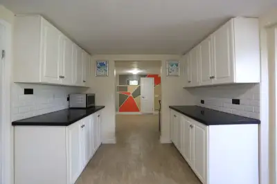 ROOM FOR RENT ETOBICOKE- NEAR HUMBER NORTH & PEARSON AIRPORT