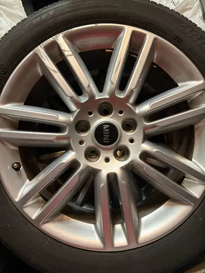 18” x 7.5”, 5 Lug, 112mm bolt pattern. Tires are no good. Rims perfect for winter tires.