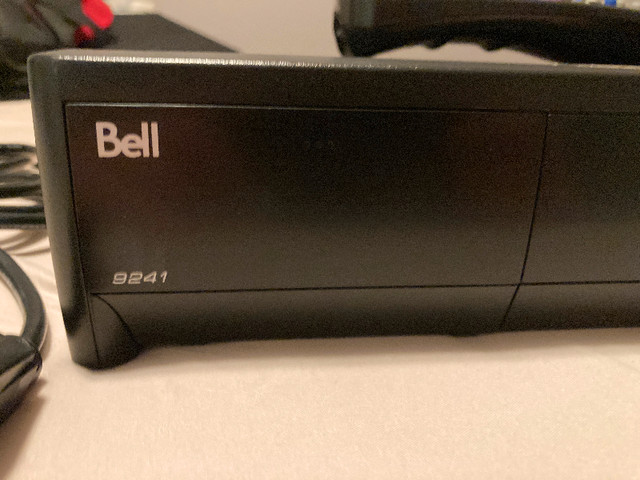 Bell express vu receiver in Video & TV Accessories in Charlottetown