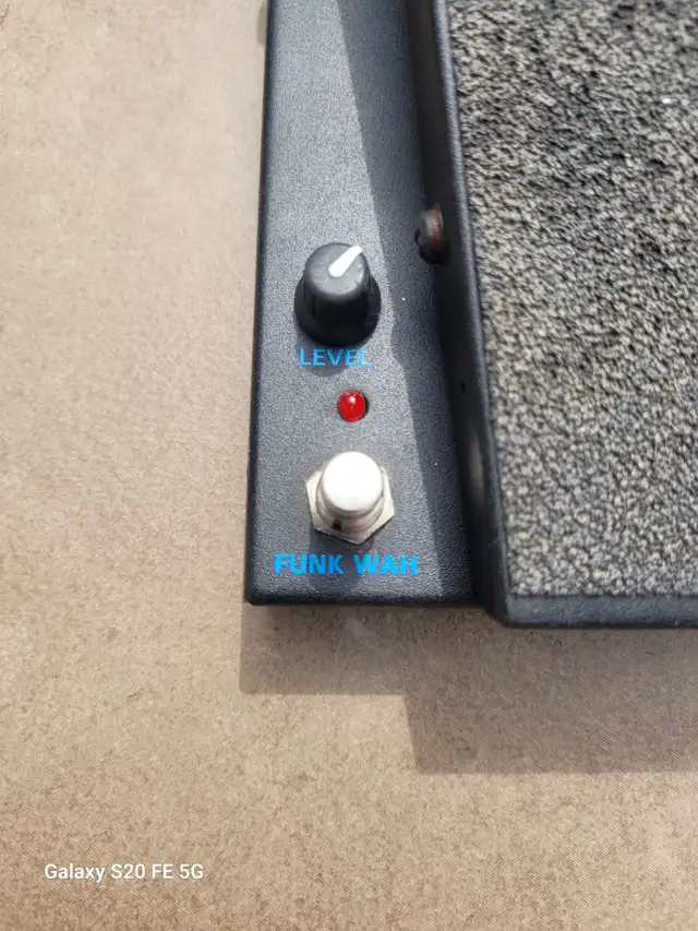 MORLEY WAH PEDAL in Amps & Pedals in New Glasgow - Image 6