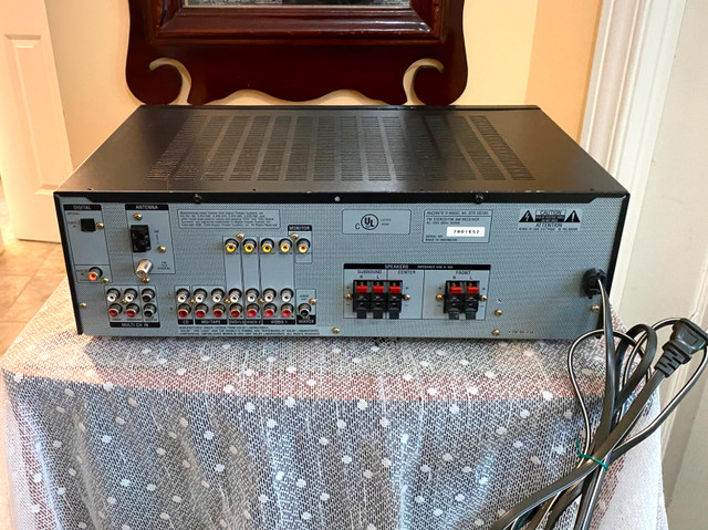 Sony 100 WPC AVR **3.1 Only, please see Description** STR-DE585 in Stereo Systems & Home Theatre in Ottawa - Image 3