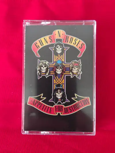 VINTAGE 1987, GUNS N ROSES, APPETITE FOR DESTRUCTION CASSETTE!!! www.viscountofvintage.com Appetite...
