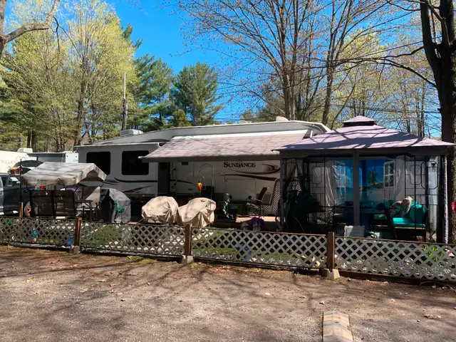 Fifth wheel sundance 37 pieds 2014 a vendre in RVs & Motorhomes in Laurentides - Image 2