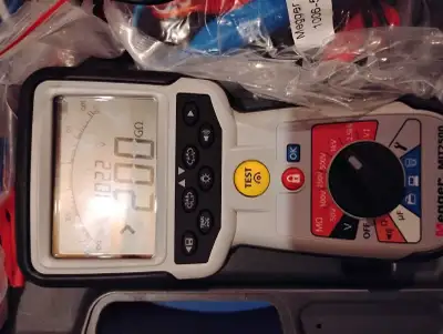 Megger MIT2500 CAT IV, View more