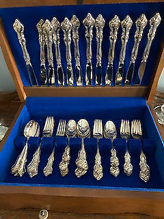 Vintage Rogers Bros. 60 pc. Silverplate Flatware Set in Kitchen & Dining Wares in Stratford