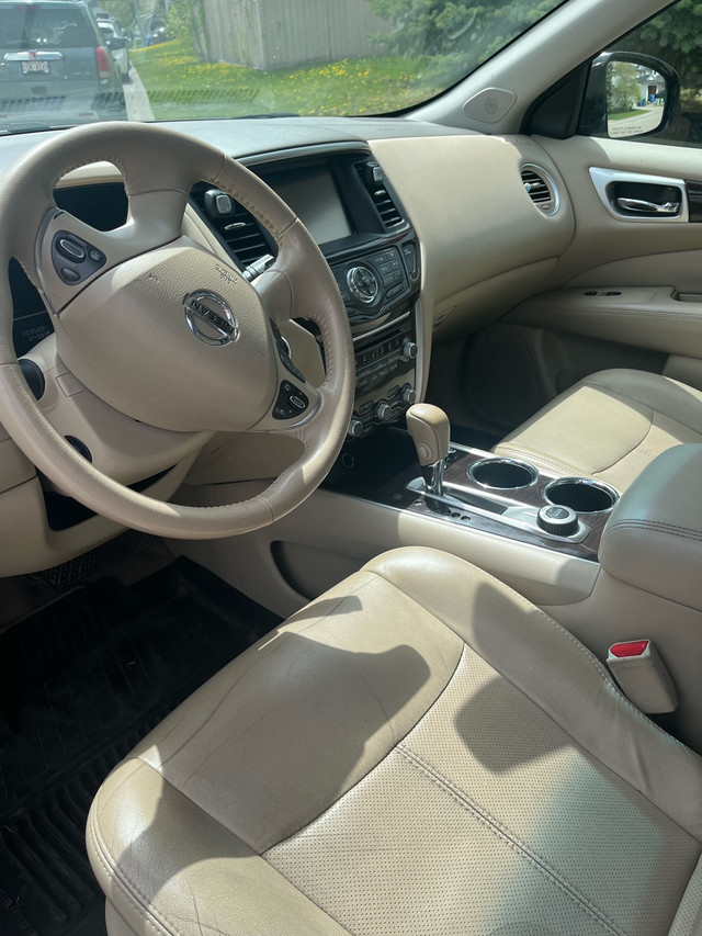 2014 Nissan Pathfinder Platinum  in Cars & Trucks in Calgary - Image 4