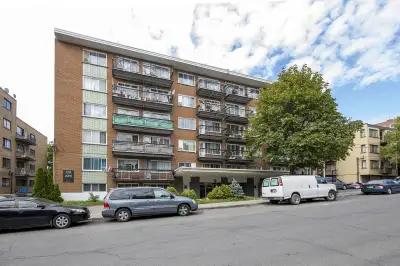A 2 & ½ Apartment in Vibrant Côte-des-Neiges!
