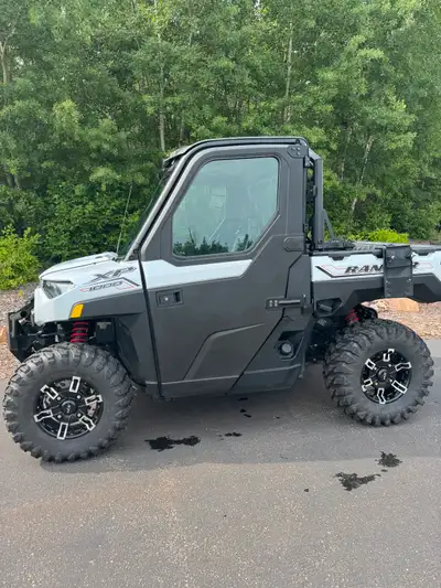 If you're looking for ultimate all-season utility machine, this is it. This Like New condition machi...