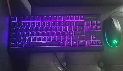 clavier et souris lumineux, View more