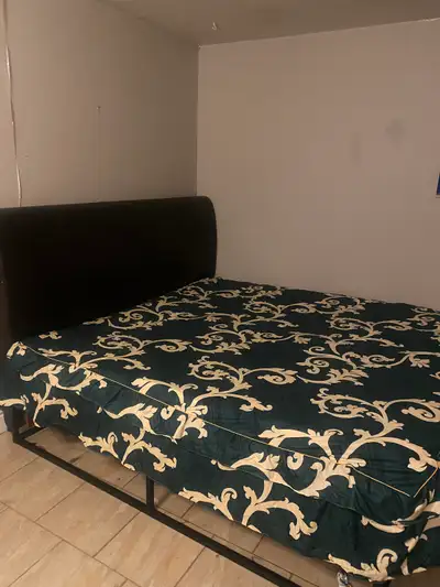 I hv one big room for rent.you can share 2 people if you want .for 2 people 500 each.single 900.i hv...