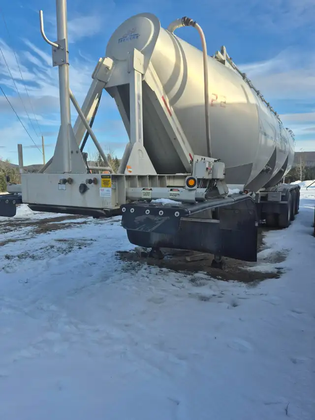 2015 Tremcar 141 (Dry Bulk Tanker) in Other in Fredericton - Image 4