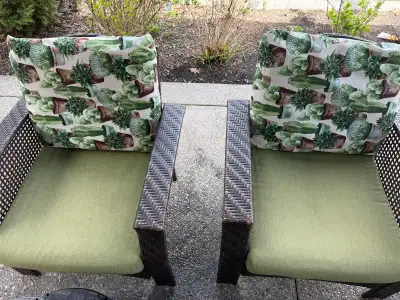 5 piece Green Patio Set with table , View more