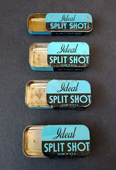 Vintage 1950s Ideal Split Shot Fishing Sinker Weights Metal Case in Arts & Collectibles in City of Toronto - Image 2