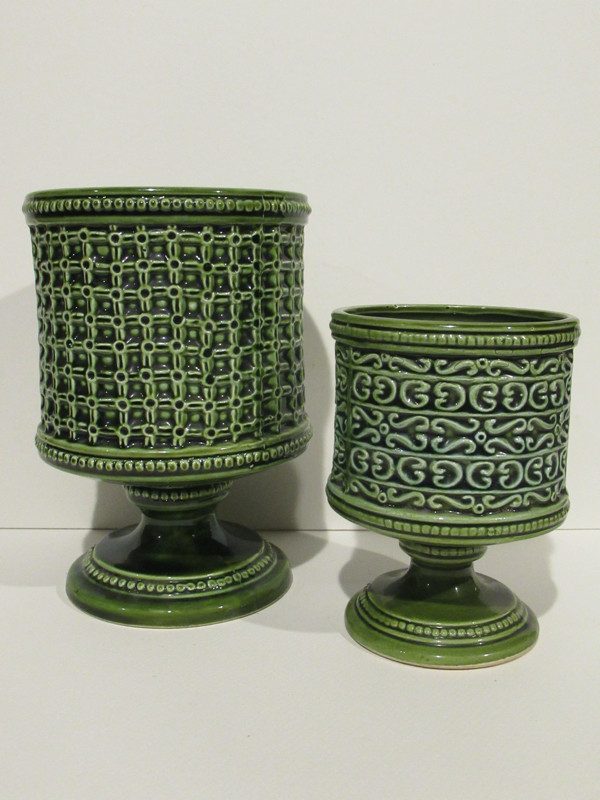 VARIOUS GREEN POTTERY VINTAGE KITCHEN DECOR in Home Décor & Accents in London - Image 3