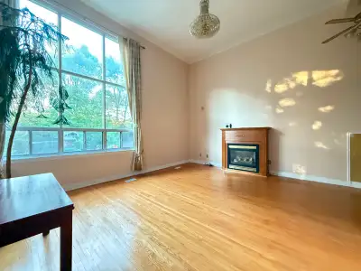 Spacious Private Rooms for Rent in Pleasant View, North York — $900/Month Available Now | Two Privat...