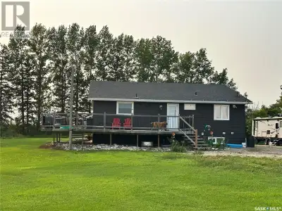 Newly renovated, 20x40 addition in 2020. Modern and bright with a spacious yard site. See mls ad for...