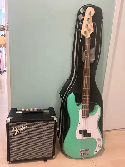 Fender Squier Precision Bass + Amp + Case, View more