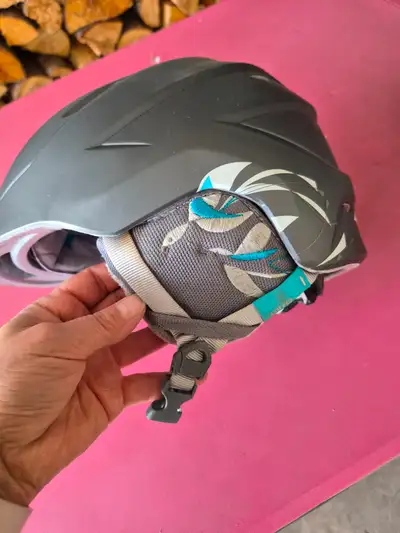 Womens GIRO  helmet- medium, View more