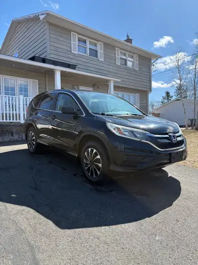 Great condition and excellent working 2015 Honda CRV FWD, 2.4L 4cylinder automatic transmission, AC,...