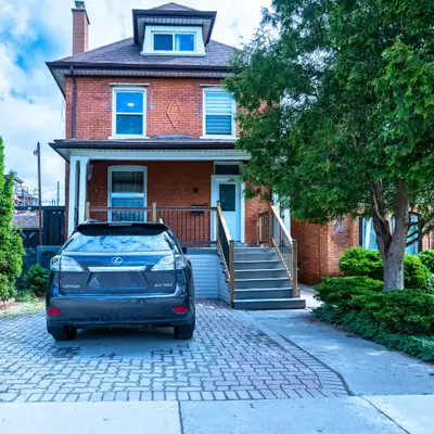 For Rent - 2 bed 1 bath apartment
