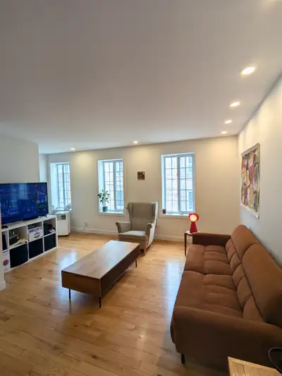 5 1/2 à louer- 3 chambres - Dispo en Septembre