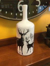 Like New Torre & Tagus Stag Ceramic Decal Tall Vase White/Black