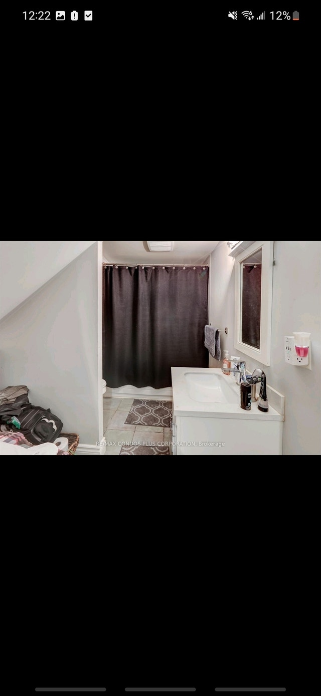 2 Bed Rm + 1 full bath basement in south Ajax Long Term Rentals
