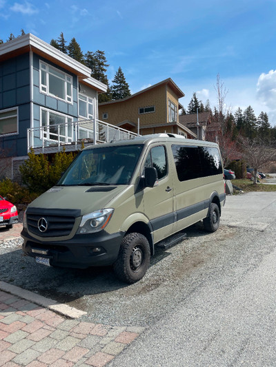 Mercedes-Benz 2015 Sprinter 4x4