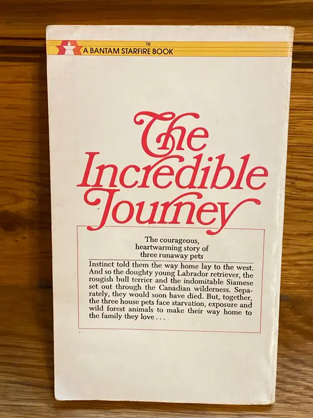 The Incredible Journey by Sheila Burnford vintage paperback  in Fiction in Oshawa / Durham Region - Image 3