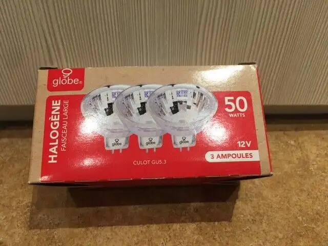 MR16 HALOGEN FLOOD LIGHT 12V 50W in Indoor Lighting & Fans in Laval / North Shore - Image 3