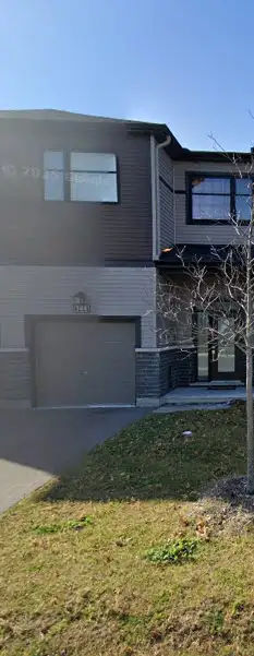 3 Beds 2.5 Baths TownhouseCA$2,700 / Month