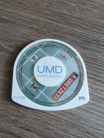 PSP Gretzky NHL (Game Only), View more