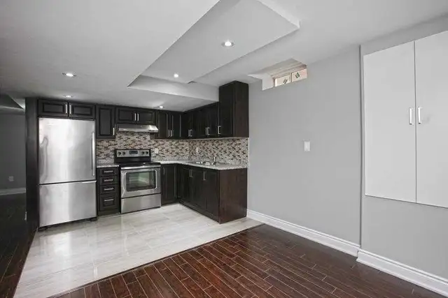 2 Bedroom Basement - Creditview/Queen ($1600)