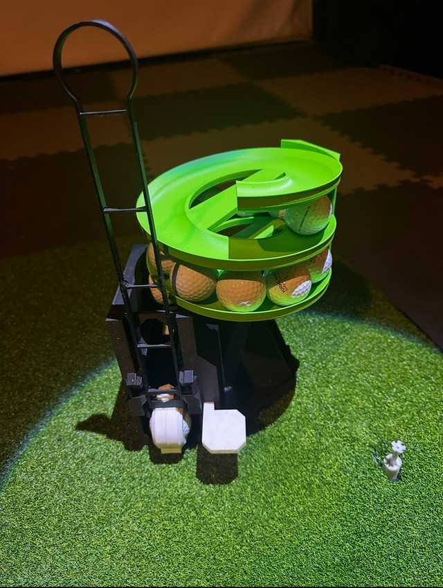 Golf Ball Dispenser in Golf in Ottawa