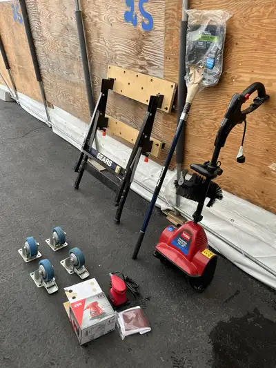 outils de qualité très propres les prix sont variés,, View more