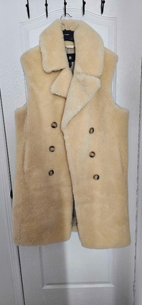 Brand new sherpa wool over coat sleeveless for sale