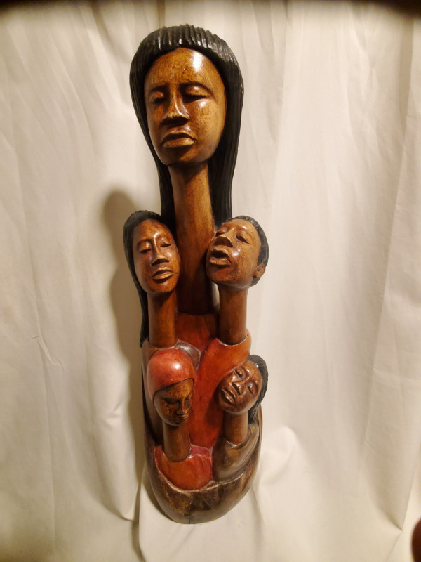 LARGE AFRICAN CARVING...THE FAMILY in Arts & Collectibles in City of Toronto - Image 3