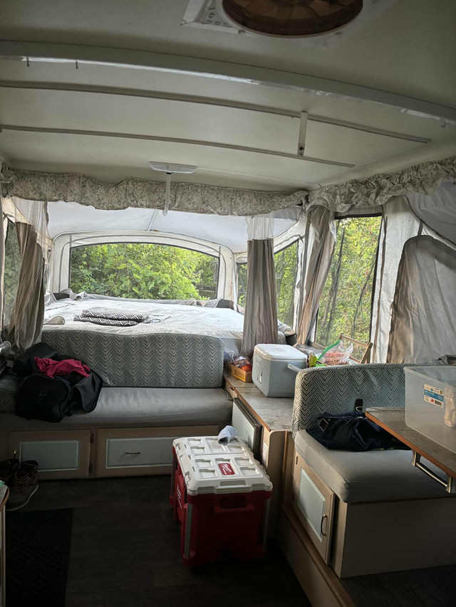2006 Bayside Elite Tent Trailer in Travel Trailers & Campers in Ottawa - Image 2