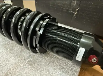 I am selling a Progressive Suspension Softail Mono Shock. This high-quality shock is designed to imp...