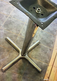 Dining table leg