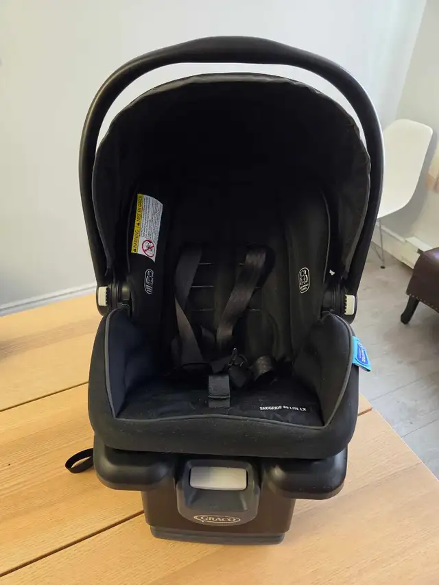 Car Seat - Graco Click connect in Strollers, Carriers & Car Seats in Kitchener / Waterloo - Image 5