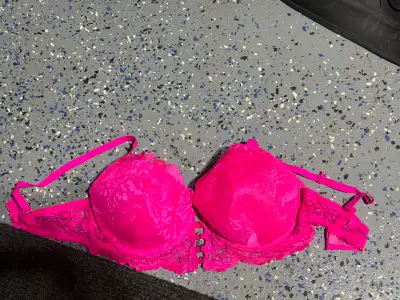 Women’s LaSenza Bra D38, View more