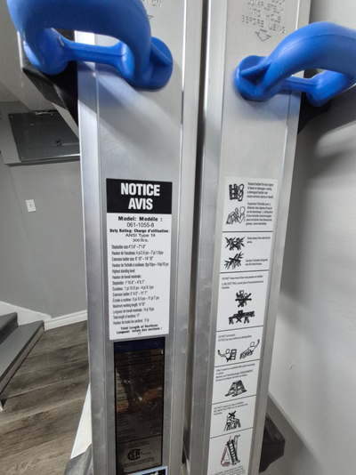 Mastercraft ladder, excellent condition - $125 or best offer