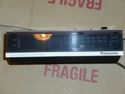 radio alarm clocks panasonicradio-réveils panasonic, View more