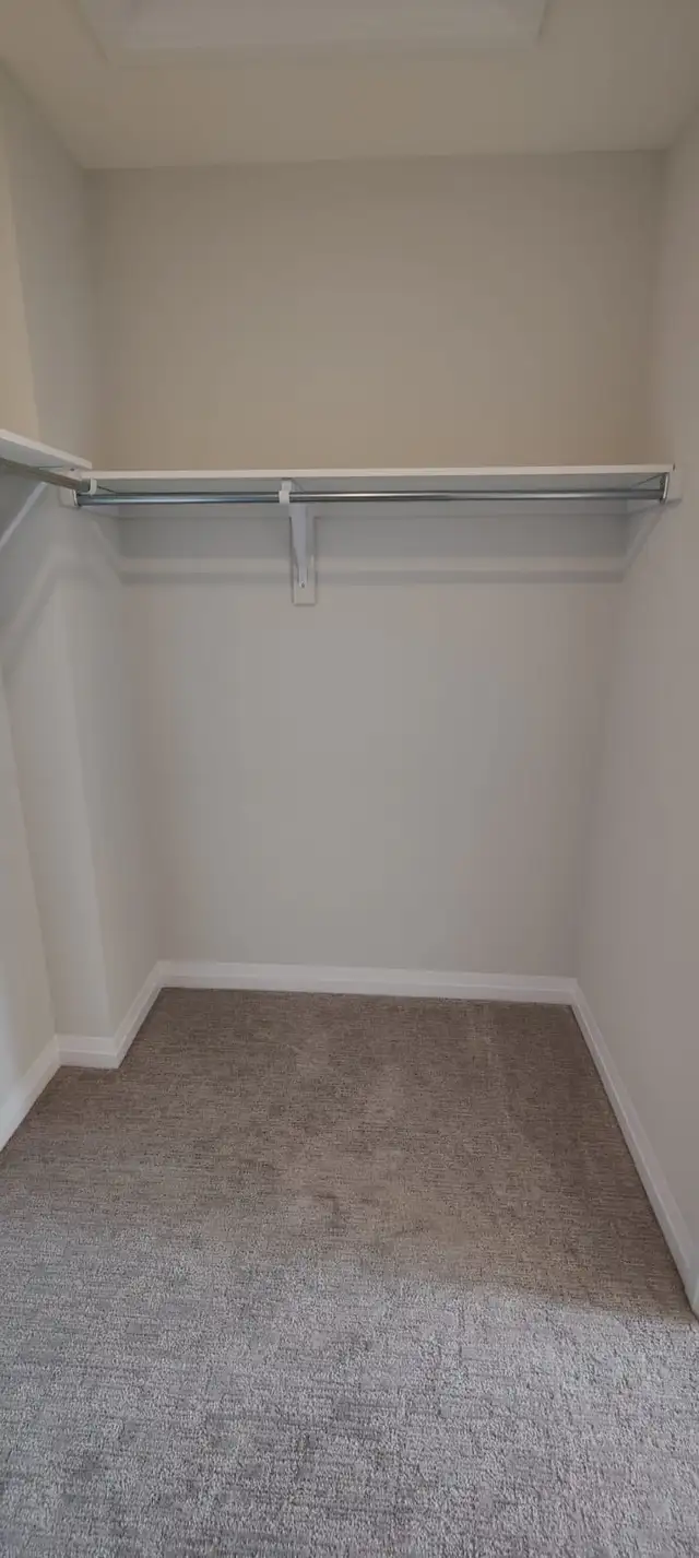 2 Bed 1 Bath - Townhouse in Room Rentals & Roommates in St. Catharines - Image 8