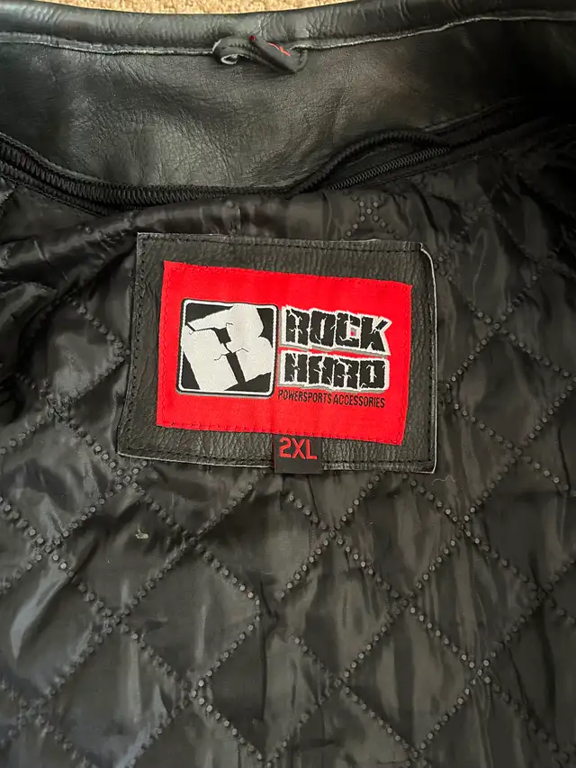 Men’s leather motorcycle jacket with armour in Men's in Lethbridge - Image 4
