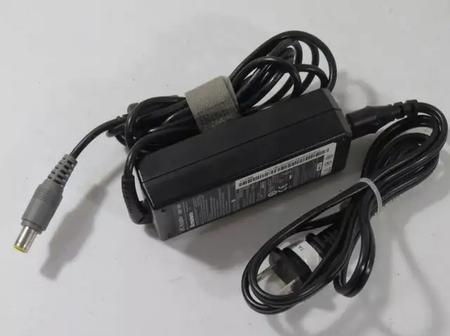 Lenovo Power Adapter 42T4418 AC in Laptop Accessories in City of Toronto - Image 3