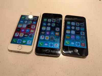 AsIs. Two iPhones 5s A1533 black and white One iPhone 4 A1332. Nice options such as iPod or toys. Ch...
